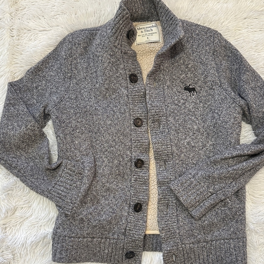 Abercrombie & Fitch Heather Gray Knit Sherpa Cardigan